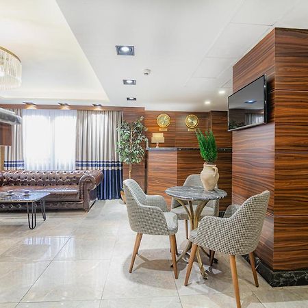 La Palace Suites Sisli Estambul Exterior foto