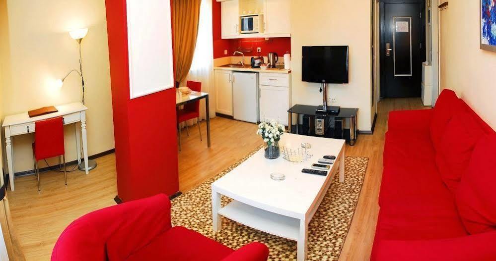 La Palace Suites Sisli Estambul Exterior foto